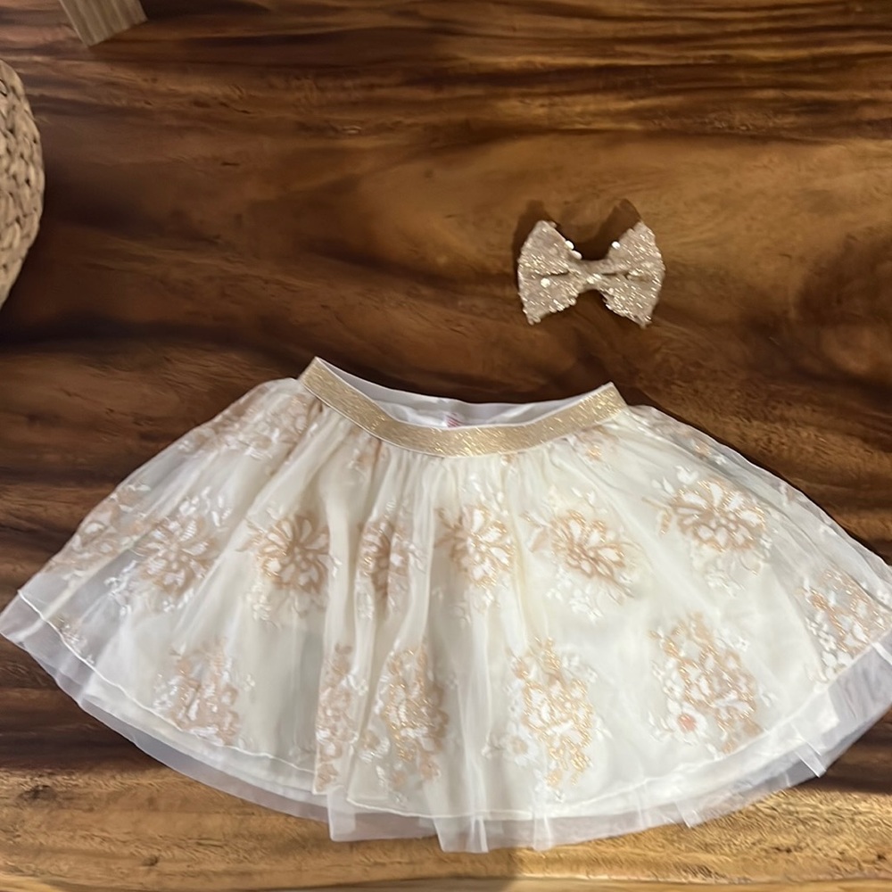 JUSTICE STORE HOLIDAY SKIRT ATTACHED SHORTS BOW GOLD WHITE FLOWERS CREAM SIZE 12